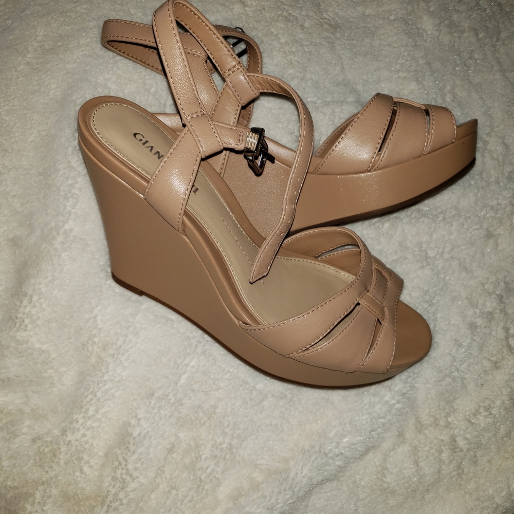 Gianni binnie wedges